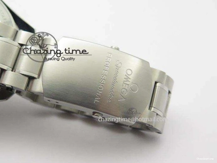 0429 Efficient Speedmaster JHF SS Snoopy Award 45th Anniversary White dial On SS Bracelet 8239